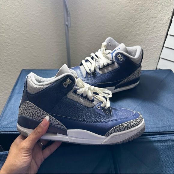 Jordan 3 Retro Georgetown (2021) size 7 - Picture 4 of 5